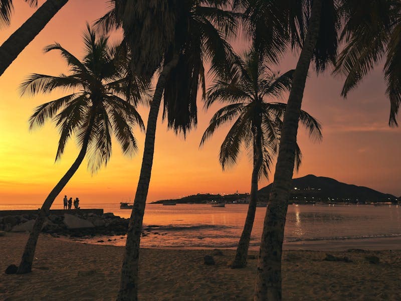 The Ultimate Honeymoon Guide: Romantic Destinations